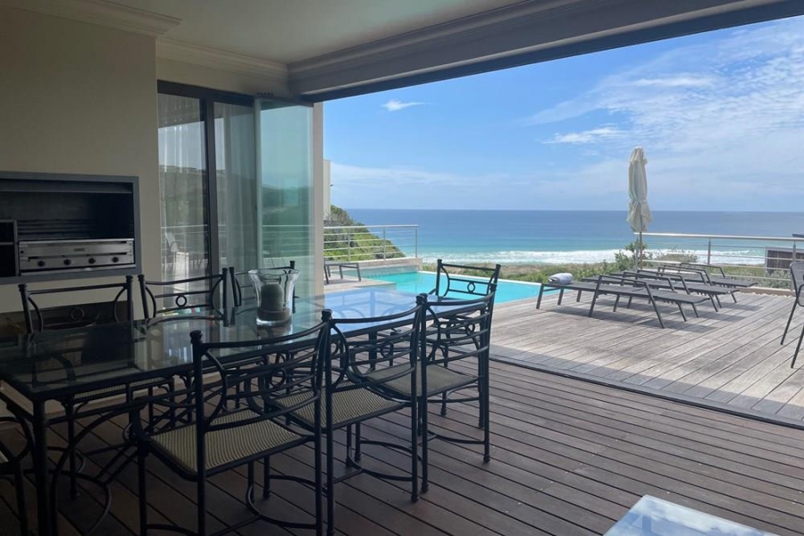 6 Bedroom Property for Sale in Solar Beach Western Cape